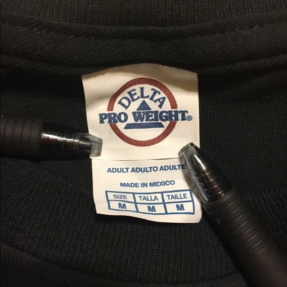 Saints t-shirt, size medium and NWOT - Picture 3 of 3